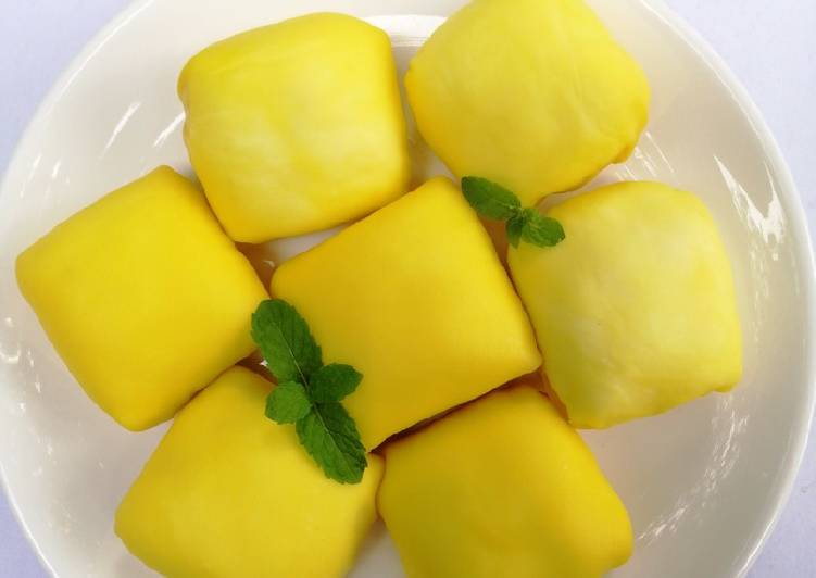 Durian Crepe Myking