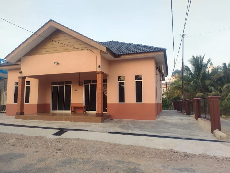 POKOK SENA HOMESTAY D'SG DURIAN